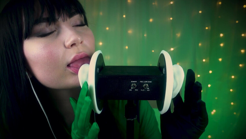 SacredXO – Shego’s Black Latex Gloves Slide Deep Into Your Ears While I Lick You