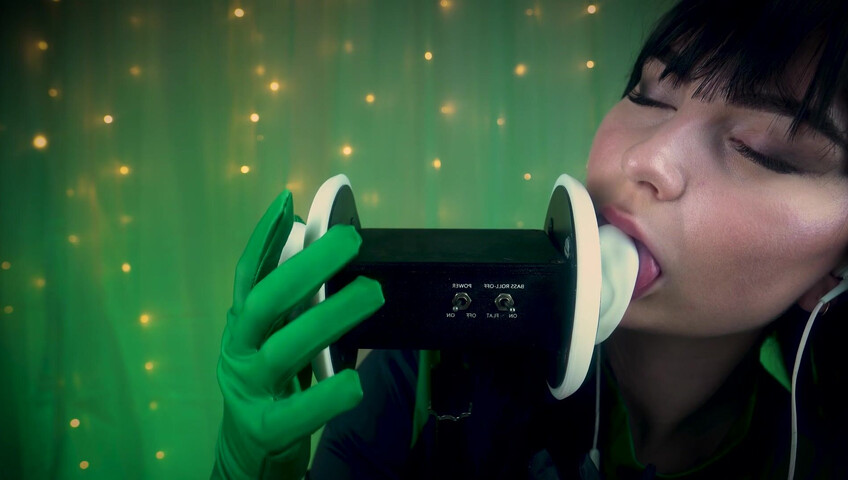 SacredXO – Shego’s Black Latex Gloves Slide Deep Into Your Ears While I Lick You