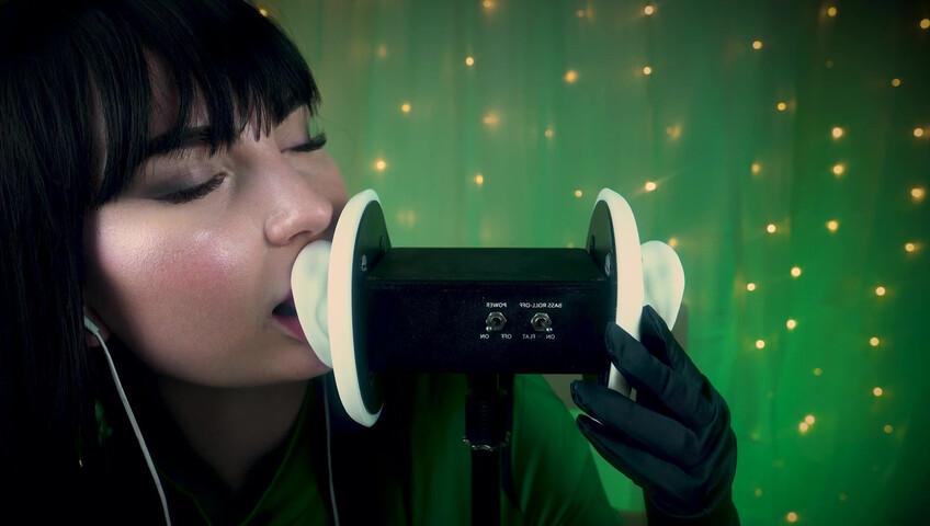 SacredXO – Shego’s Black Latex Gloves Slide Deep Into Your Ears While I Lick You