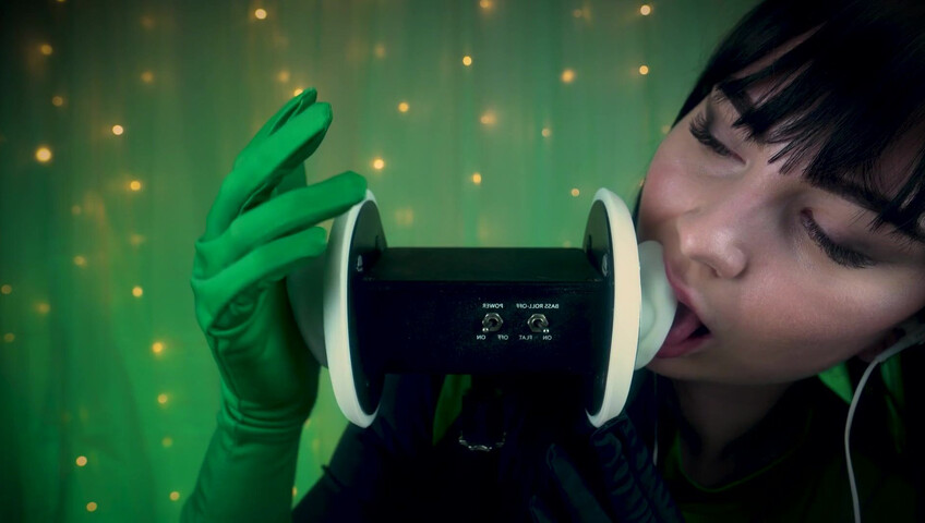 SacredXO – Shego’s Black Latex Gloves Slide Deep Into Your Ears While I Lick You