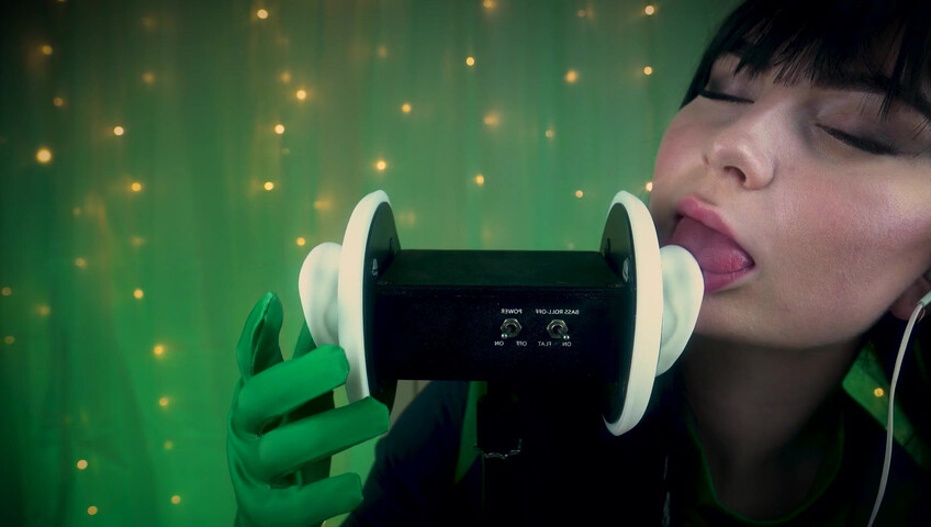 SacredXO – Shego’s Black Latex Gloves Slide Deep Into Your Ears While I Lick You
