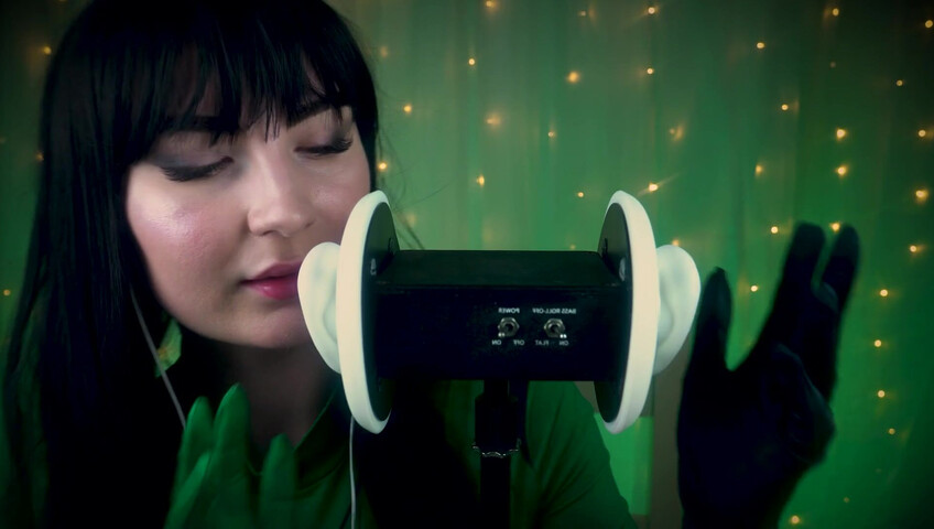 SacredXO – Shego’s Black Latex Gloves Slide Deep Into Your Ears While I Lick You