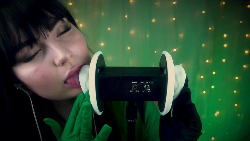 SacredXO – Shego’s Black Latex Gloves Slide Deep Into Your Ears While I Lick You