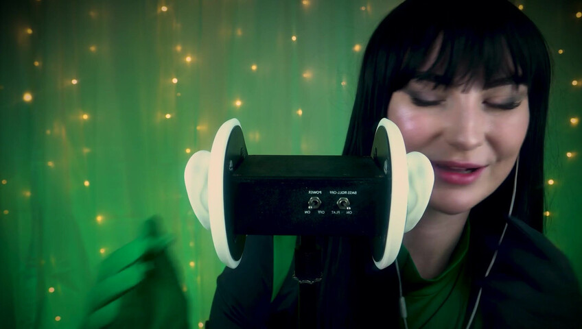 SacredXO – Shego’s Black Latex Gloves Slide Deep Into Your Ears While I Lick You