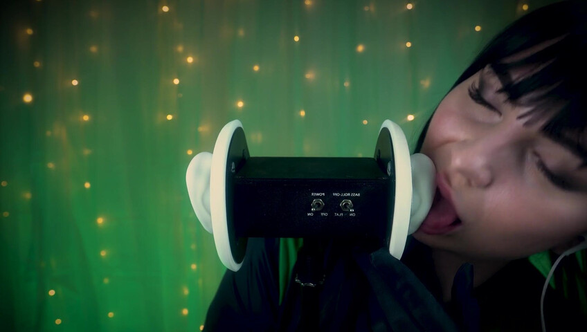 SacredXO – Shego’s Black Latex Gloves Slide Deep Into Your Ears While I Lick You