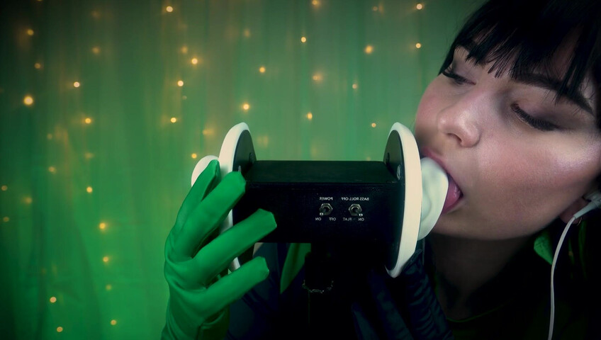 SacredXO – Shego’s Black Latex Gloves Slide Deep Into Your Ears While I Lick You
