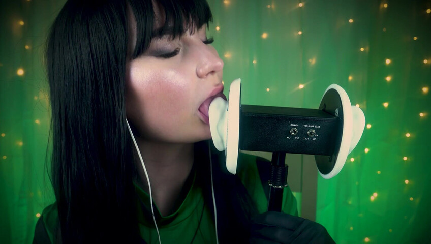 SacredXO – Shego’s Black Latex Gloves Slide Deep Into Your Ears While I Lick You