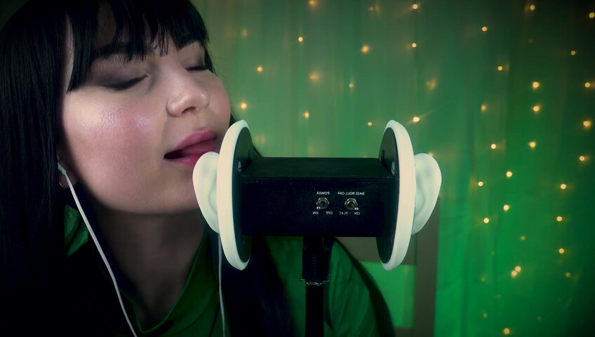 SacredXO – Shego’s Black Latex Gloves Slide Deep Into Your Ears While I Lick You