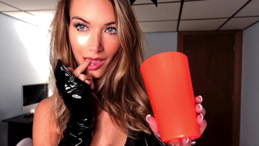 Sabrina Vaz - ASMR Halloween Party Fantasy VS Reality