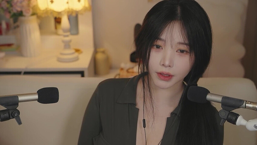 YoonYing ASMR - Final- Chatting About Updates & Putting You to Sleep [ENG SUB]