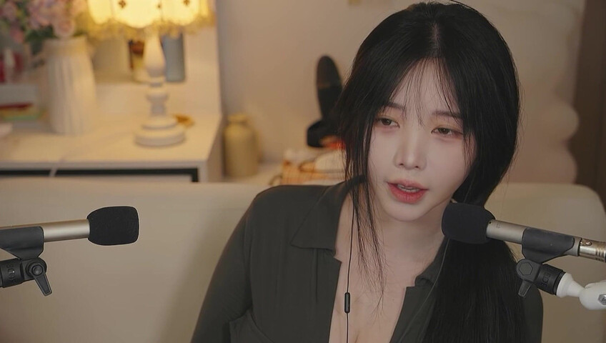 YoonYing ASMR - Final- Chatting About Updates & Putting You to Sleep [ENG SUB]