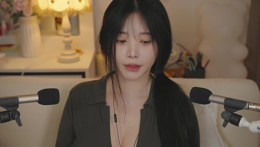 YoonYing ASMR - Final- Chatting About Updates & Putting You to Sleep [ENG SUB]