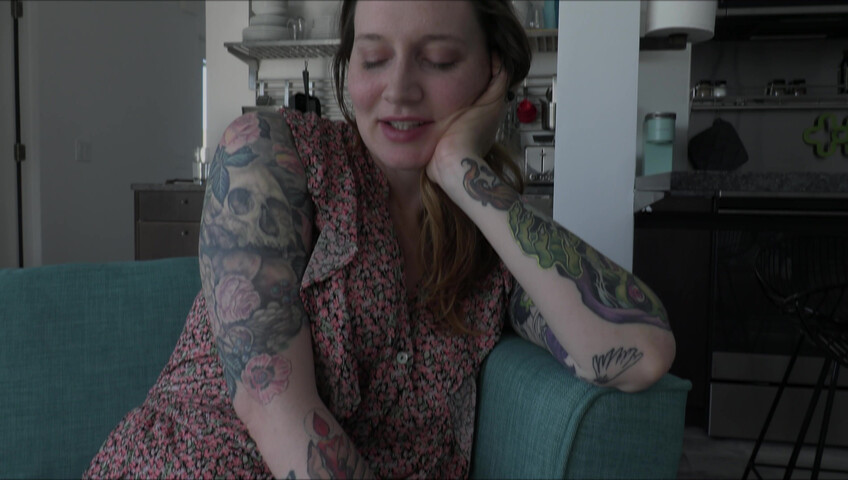 Bettie Bondage - I Dream of Mommy