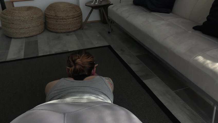 Bettie Bondage - I Dream of Mommy