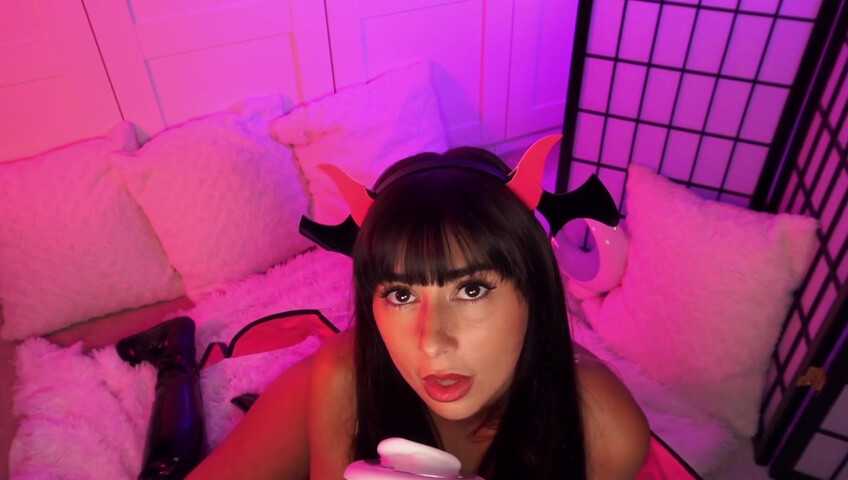 LunaRexx - Succubus Ear Licking