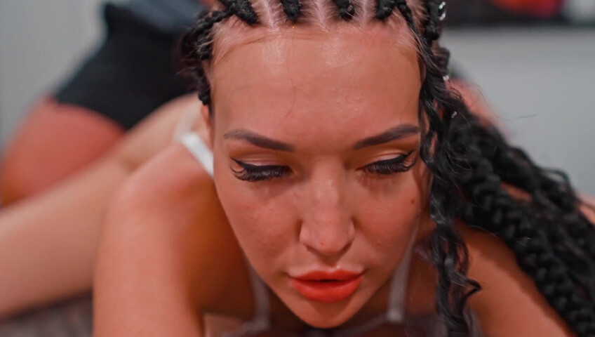 ASMR MASSAGE QUEENS - 21 Aug 2025 - STRONG HANDS | MAX’S MASSAGE FOR KRISTINA