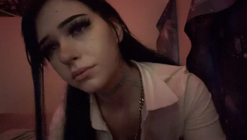 Emelia ASMR - Horny Girlfriend Roleplay