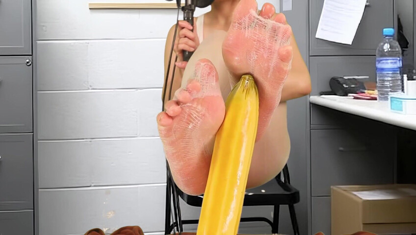 Uying ASMR - Invisible Woman Shoplyfter