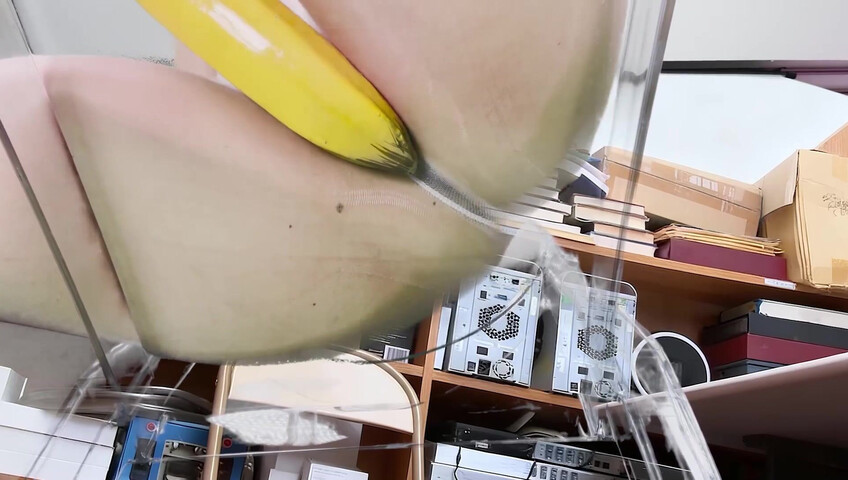 Uying ASMR - Invisible Woman Shoplyfter