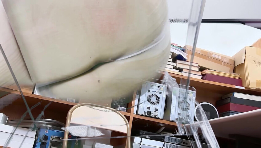 Uying ASMR - Invisible Woman Shoplyfter