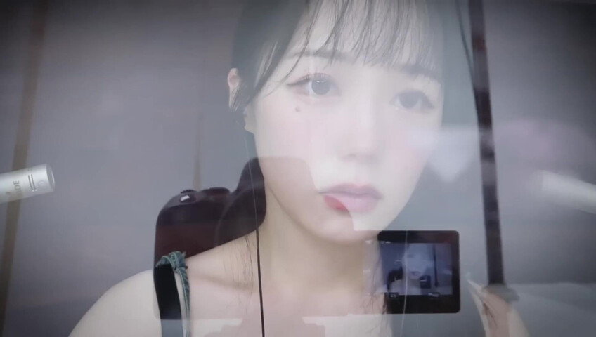 Jamonghae ASMR - 17 Aug 2025 - Acrylic Board Kiss