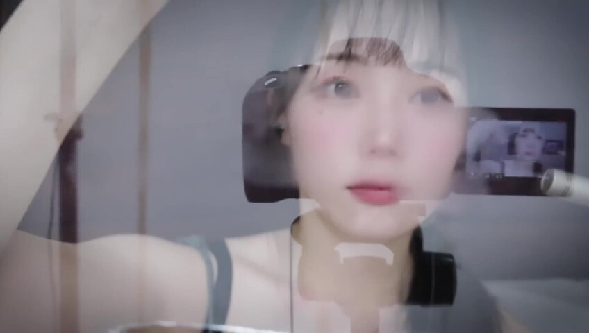 Jamonghae ASMR - 17 Aug 2025 - Acrylic Board Kiss