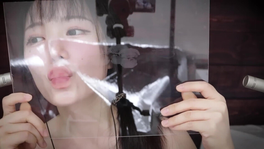 Jamonghae ASMR - 17 Aug 2025 - Acrylic Board Kiss