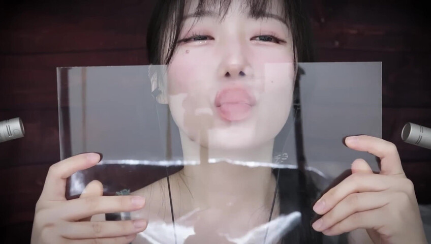 Jamonghae ASMR - 17 Aug 2025 - Acrylic Board Kiss