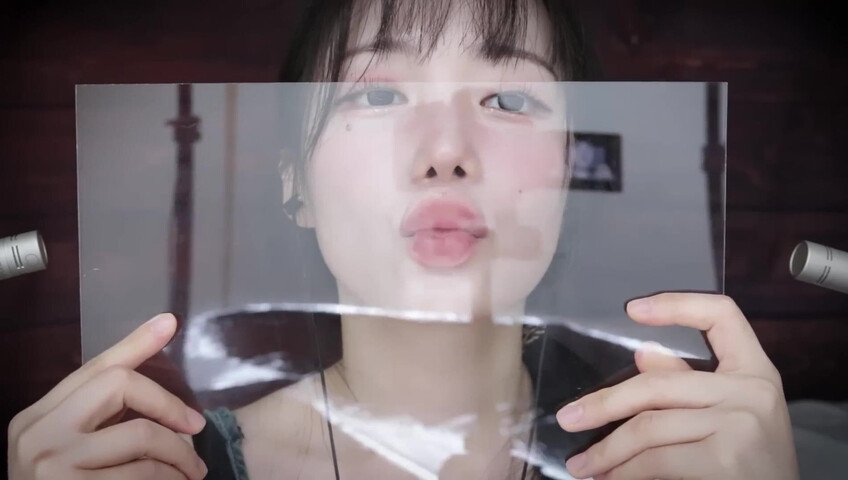 Jamonghae ASMR - 17 Aug 2025 - Acrylic Board Kiss