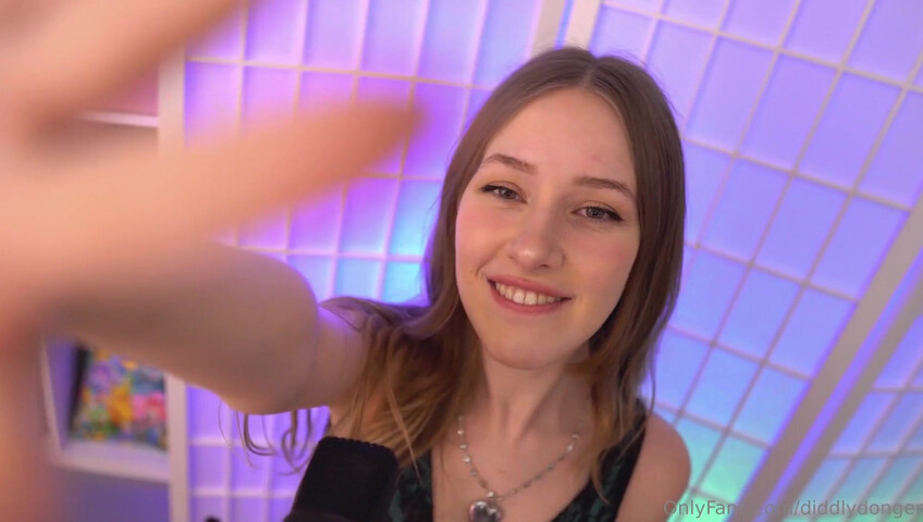 Diddly ASMR - 8 October 2025 - Pumping Your Mic On My Knees | JOI