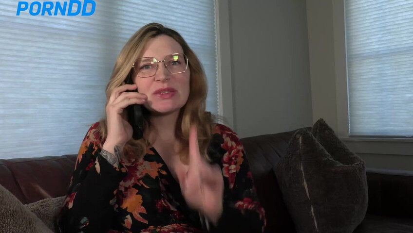 Bettie Bondage - Gullible Step Moms Guest