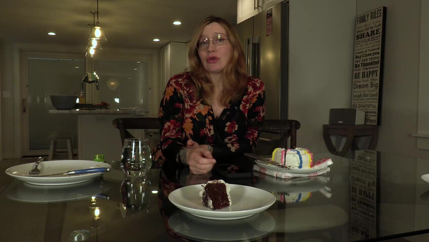 Bettie Bondage - Gullible Step Moms Guest