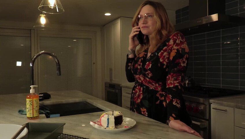 Bettie Bondage - Gullible Step Moms Guest