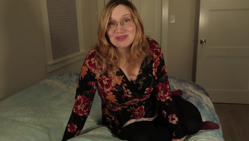 Bettie Bondage - Gullible Step Moms Guest