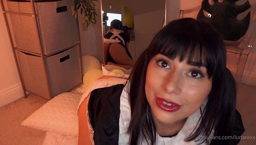 LunaRexx - HARDCORE MAID !!! SQUIRTING VIDEO