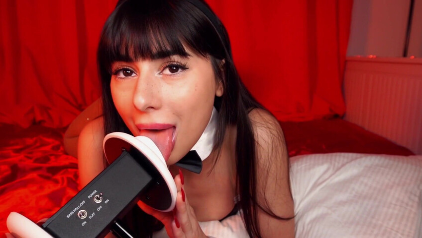 LunaRexx - Exclusive Ear Lick - Bunny Waitress