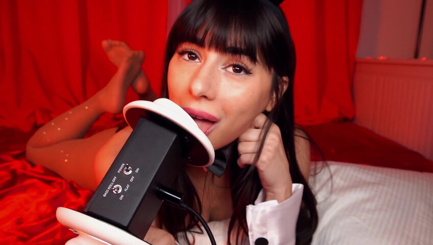 LunaRexx - Exclusive Ear Lick - Bunny Waitress