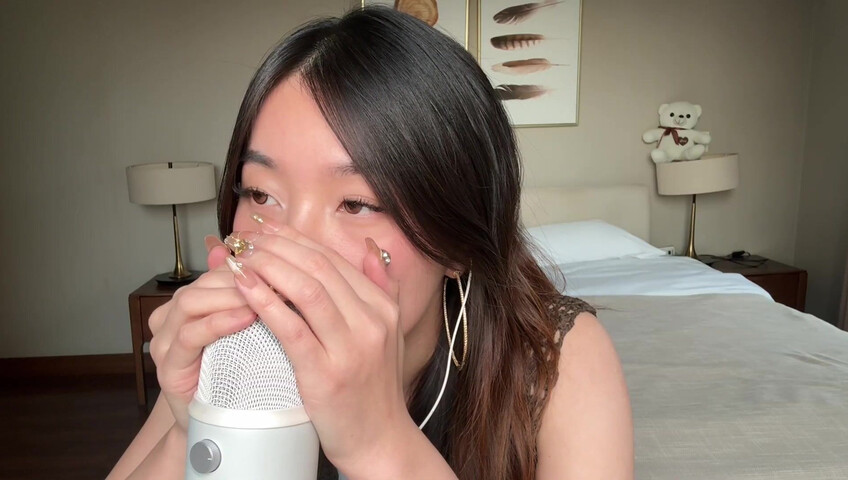 Lin ASMR - Mouth Sounds Directly On The Mic