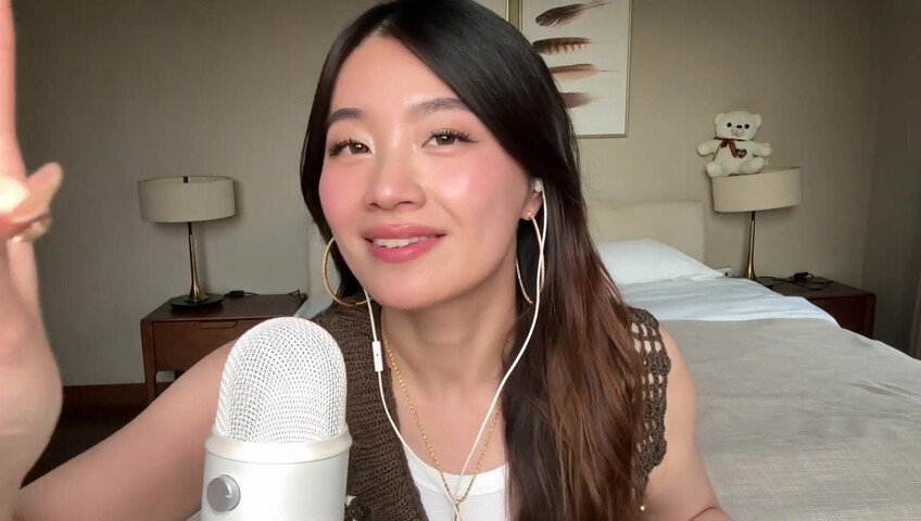 Lin ASMR - Mouth Sounds Directly On The Mic