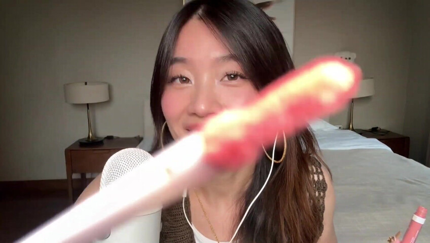 Lin ASMR - Mouth Sounds Directly On The Mic