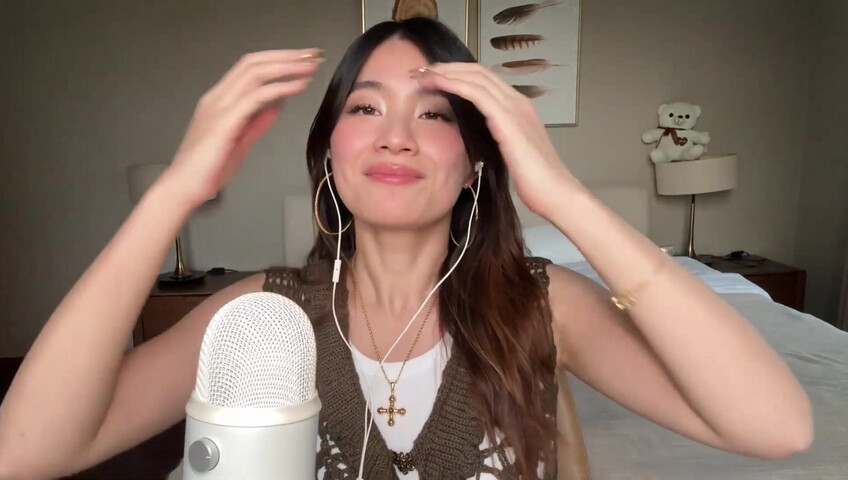 Lin ASMR - Mouth Sounds Directly On The Mic