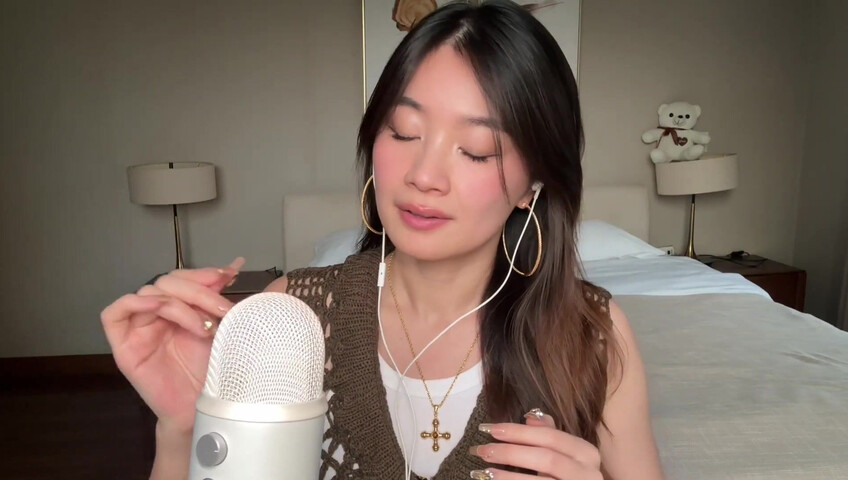 Lin ASMR - Mouth Sounds Directly On The Mic