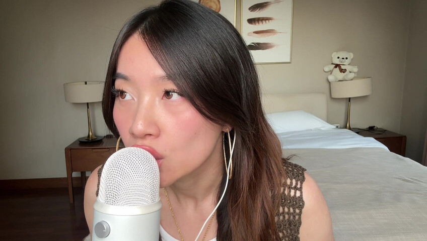 Lin ASMR - Mouth Sounds Directly On The Mic