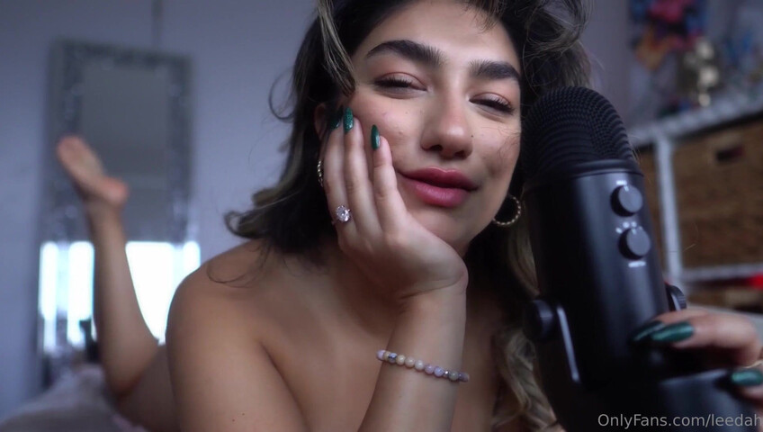 Leedah ASMR - Girlfriend sucks your dick