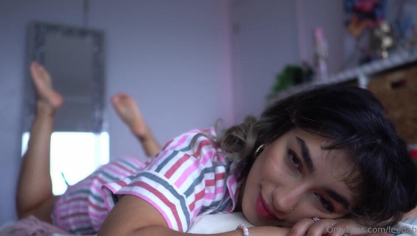 Leedah ASMR - Girlfriend sucks your dick