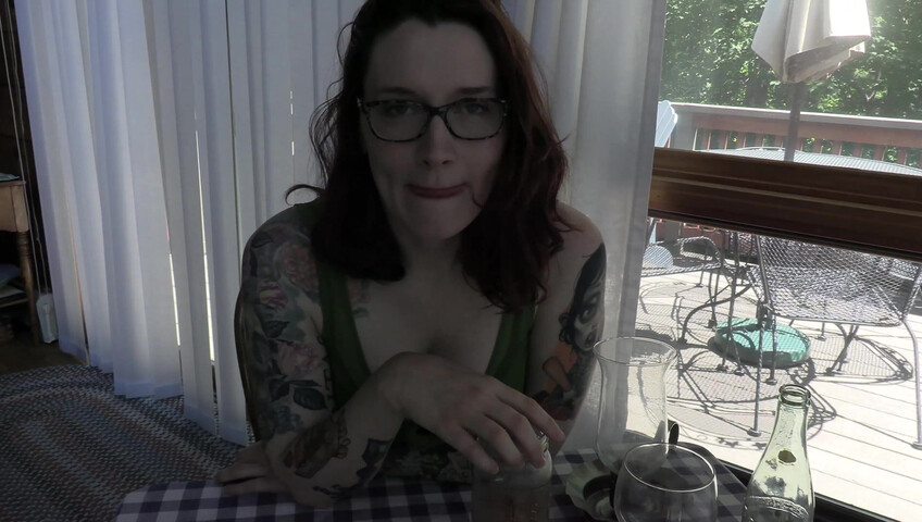 Bettie Bondage - Slutty Wife Cheats with Big Dick