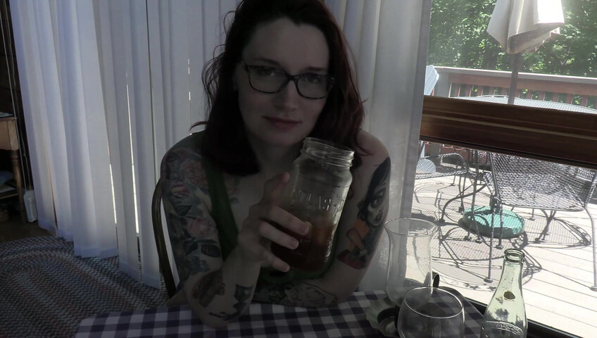 Bettie Bondage - Slutty Wife Cheats with Big Dick