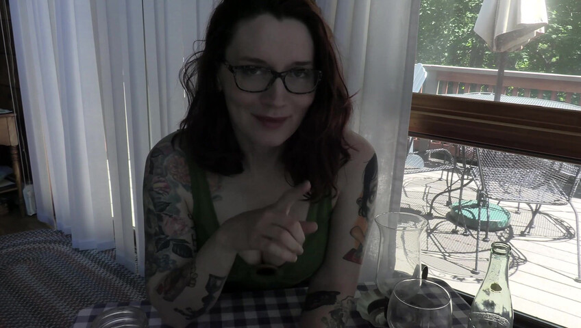 Bettie Bondage - Slutty Wife Cheats with Big Dick