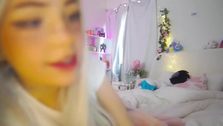 Dollblush ASMR - Everythings Going To Be Okay!