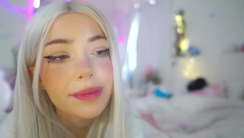 Dollblush ASMR - Everythings Going To Be Okay!